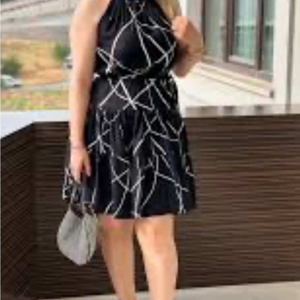 🖤 SHEIN Black & White Romper 🖤